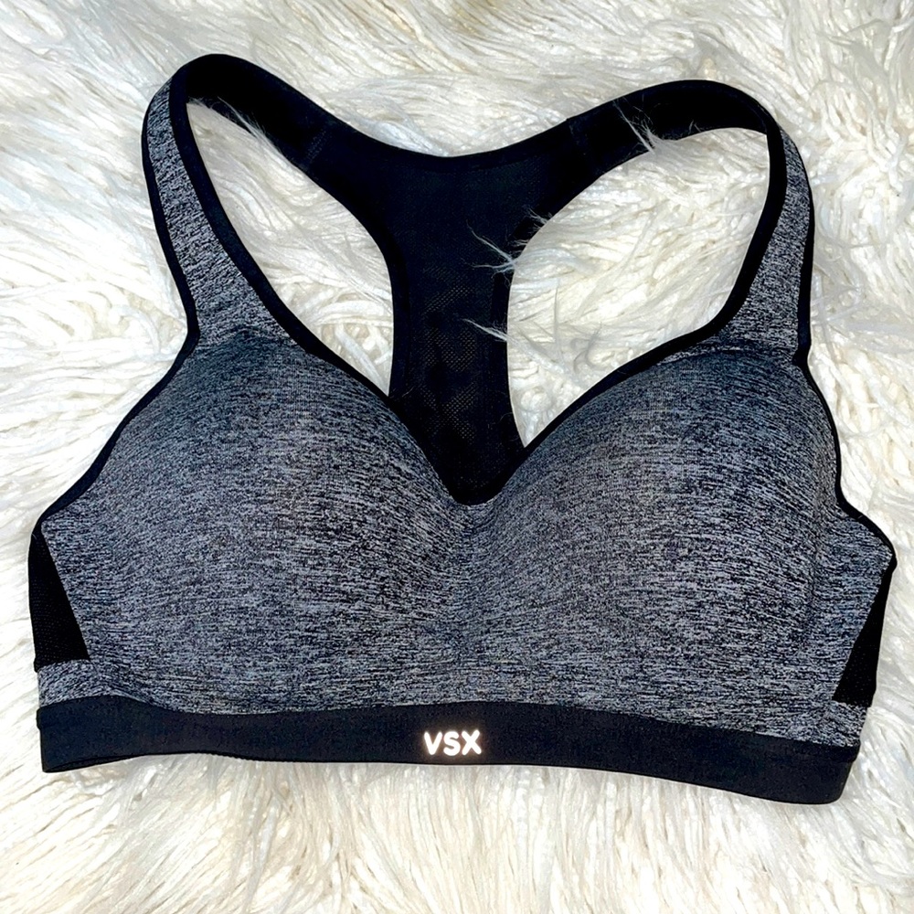 Victoria’s Secret lightly padded VSX sport bra 34D